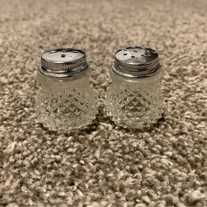 Diamond Cut Glass Vintage Glass Salt Pepper Shaker Set